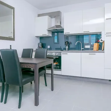 Apartments Visnja Rogoznica  Kültér fotó