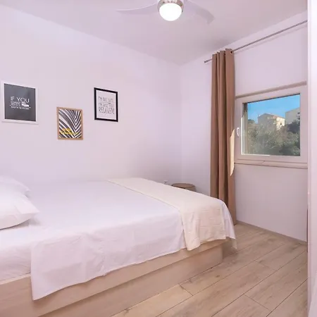 Apartments Visnja Rogoznica  Kültér fotó
