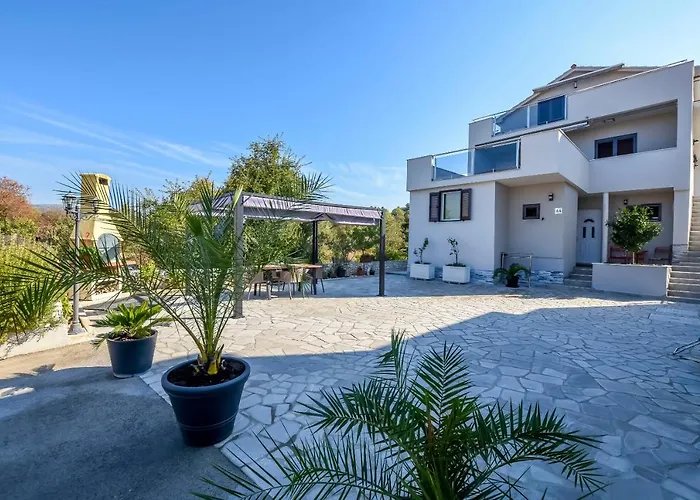 Apartments Visnja