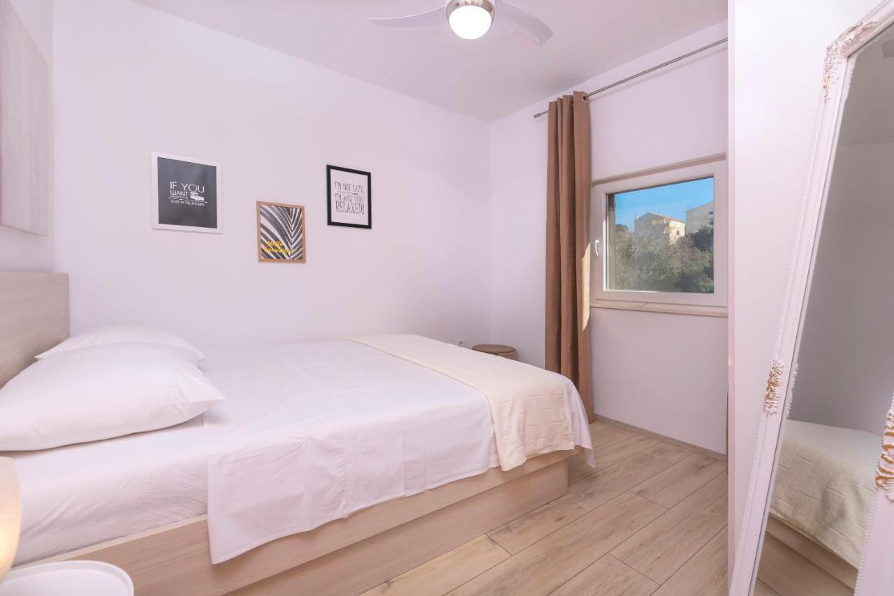 Appartement Visnja *